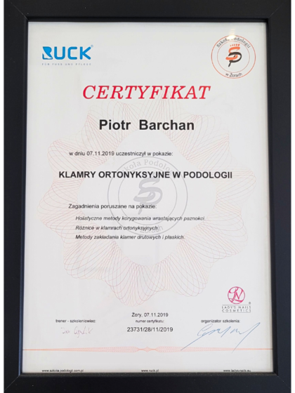 Kwalifikacje podologa Piotra Barchana-11